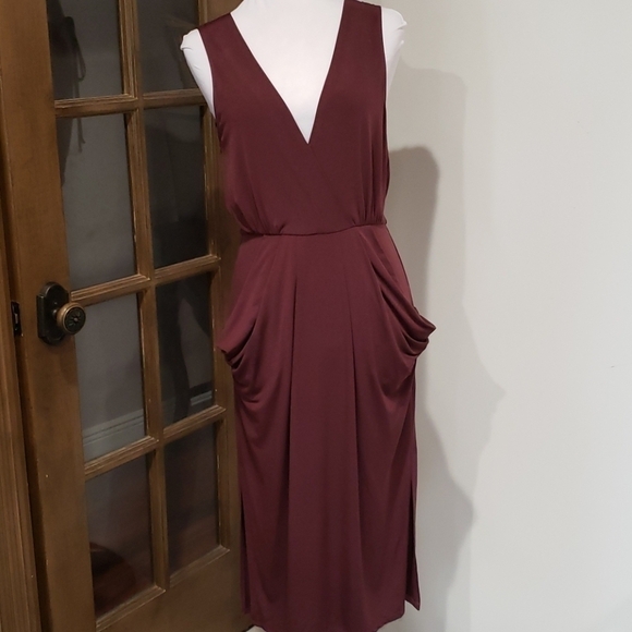 𝅺bcbgeneration Plum Slit Dress Nwot - Picture 1 of 6